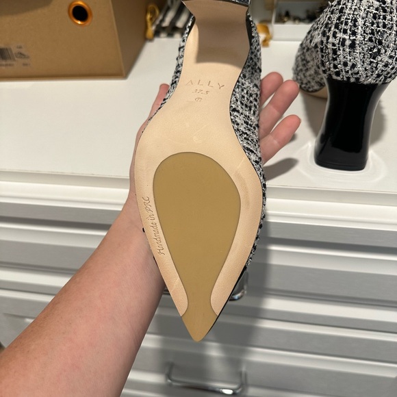 Ally pumps - black and white, block heel, tweed-patent. Super on trend for fall! - Picture 2 of 3